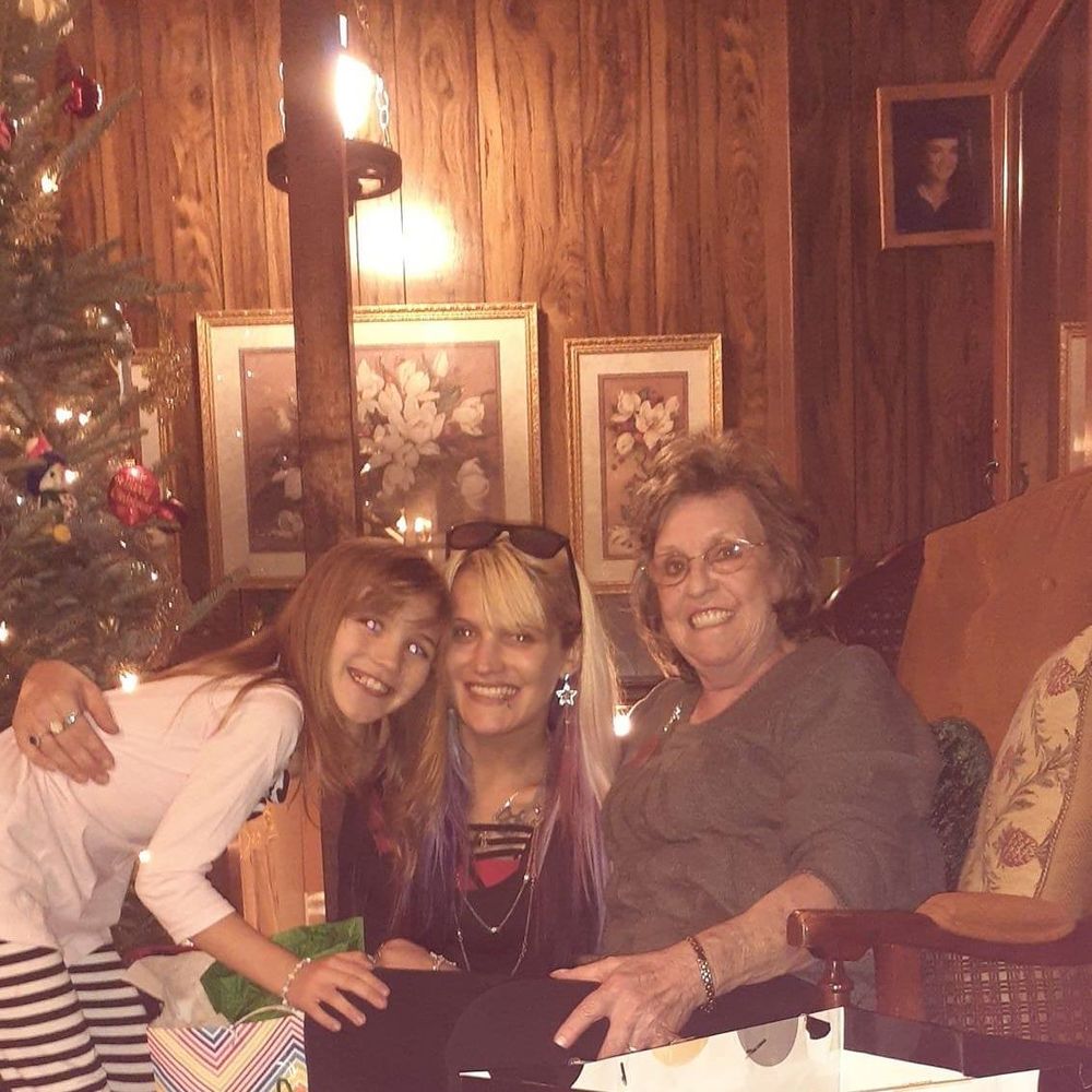 Meet your Posher, Alese